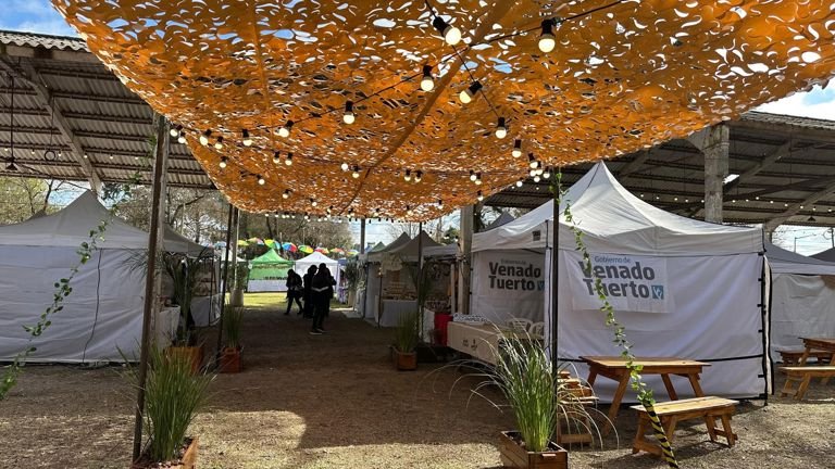 ExpoVenado 2026: más de 130 emprendedores locales tendrán su espacio junto al acceso de calle Chile