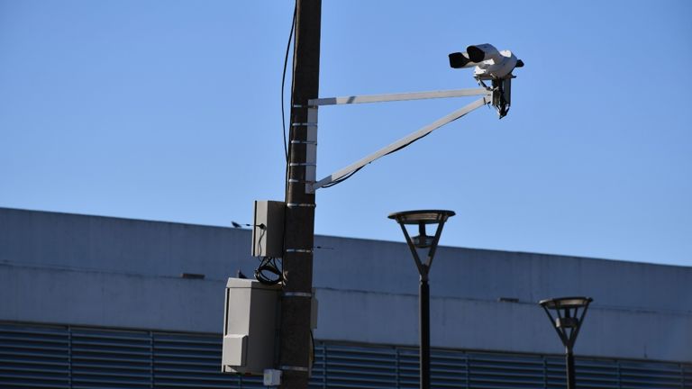 Venado Tuerto amplía el control vial con nuevas cámaras en cuatro intersecciones estratégicas