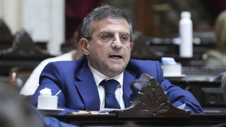 Denuncian al diputado Carlos Cisneros por trata de personas y asociación ilícita; la Justicia de Tucumán pidió su desafuero