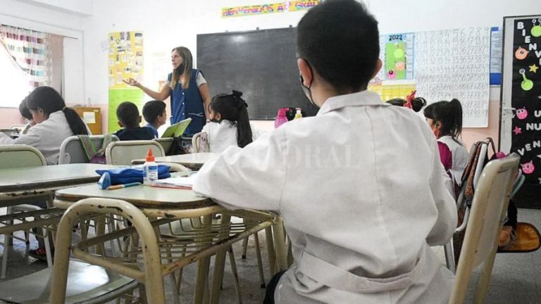 El 95,61 % de los docentes santafesinos declaró haber asistido a clases durante la última medida de fuerza