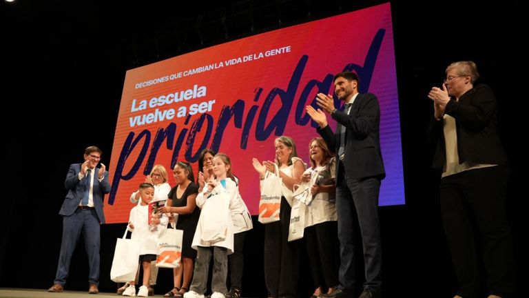 Pullaro participó de una reunión interministerial y se presentaron resultados en seguridad, educación y obra pública