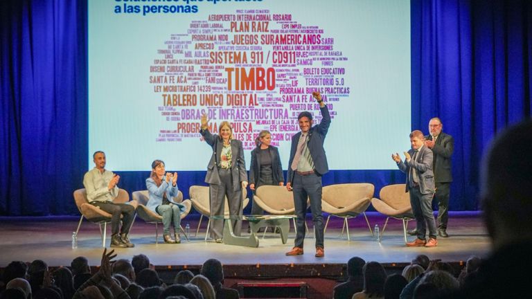 Pullaro reunió a su gabinete para balancear 30 meses de gestión y proyectar reformas