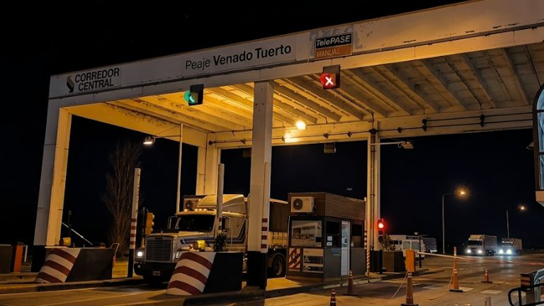 Demoran en el peaje a Maggiolo a un camionero que viajaba con una menor sin papeles